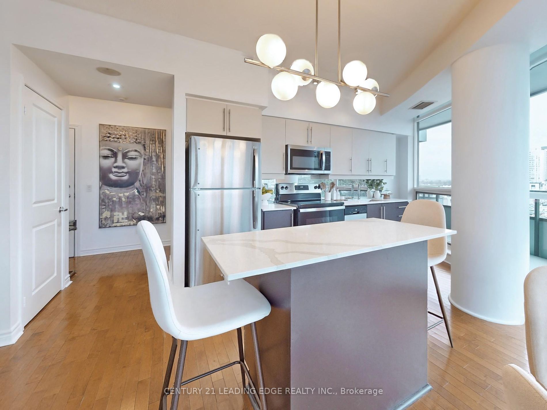 2885 Bayview Ave, #209