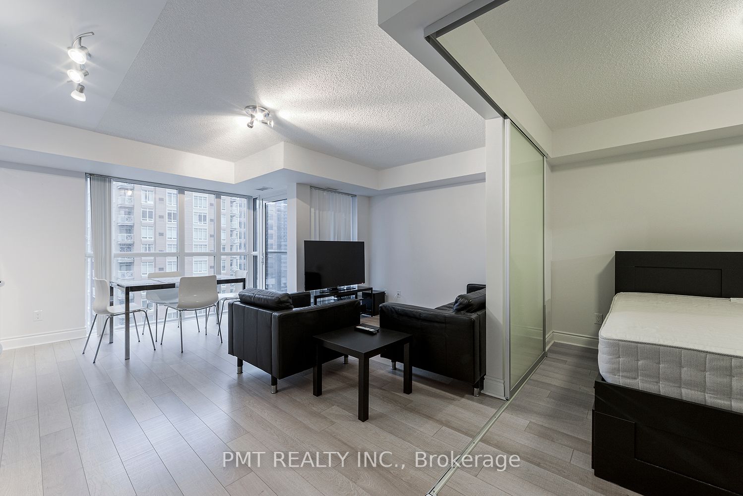 28 Ted Rogers Way, #1508
