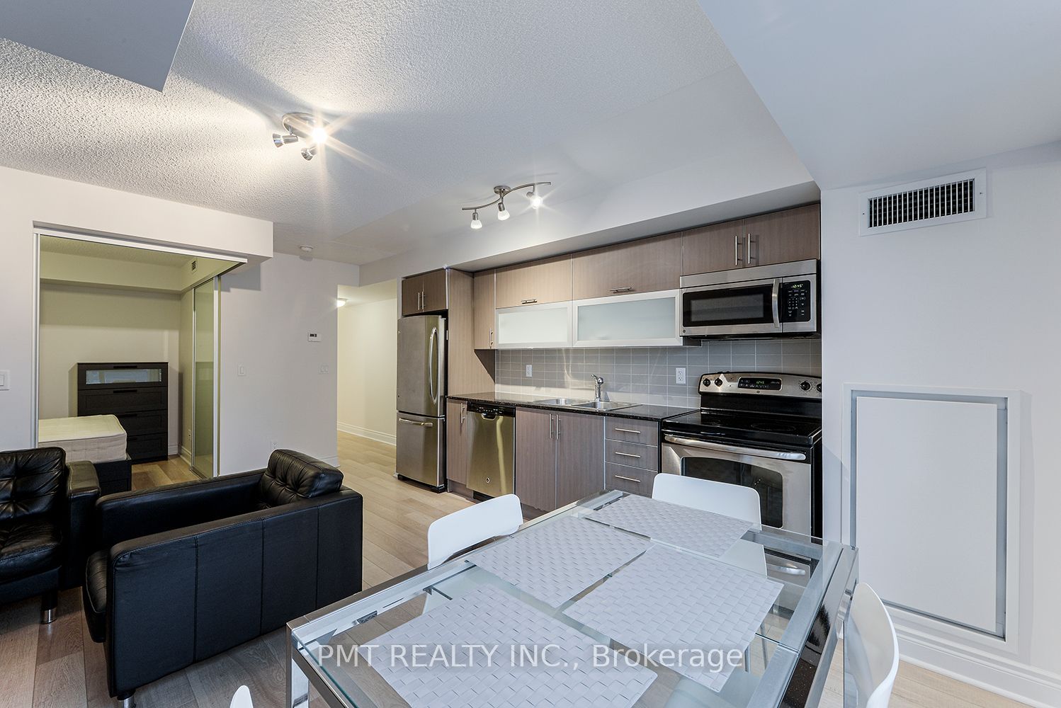28 Ted Rogers Way, #1508