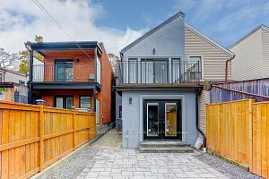 54 Montrose Ave
