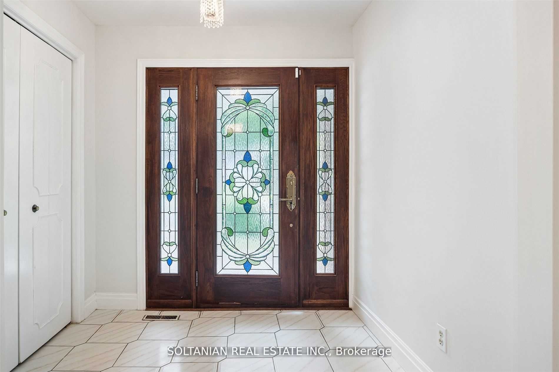 4 Chipstead Rd