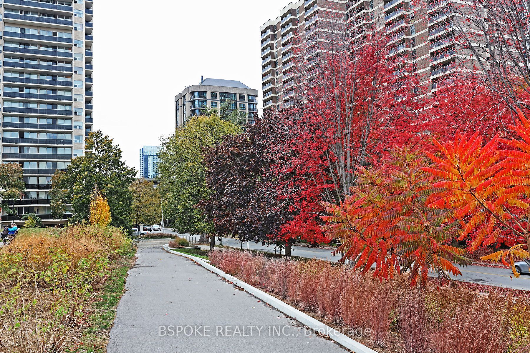 40 Rosehill Avenue, #701