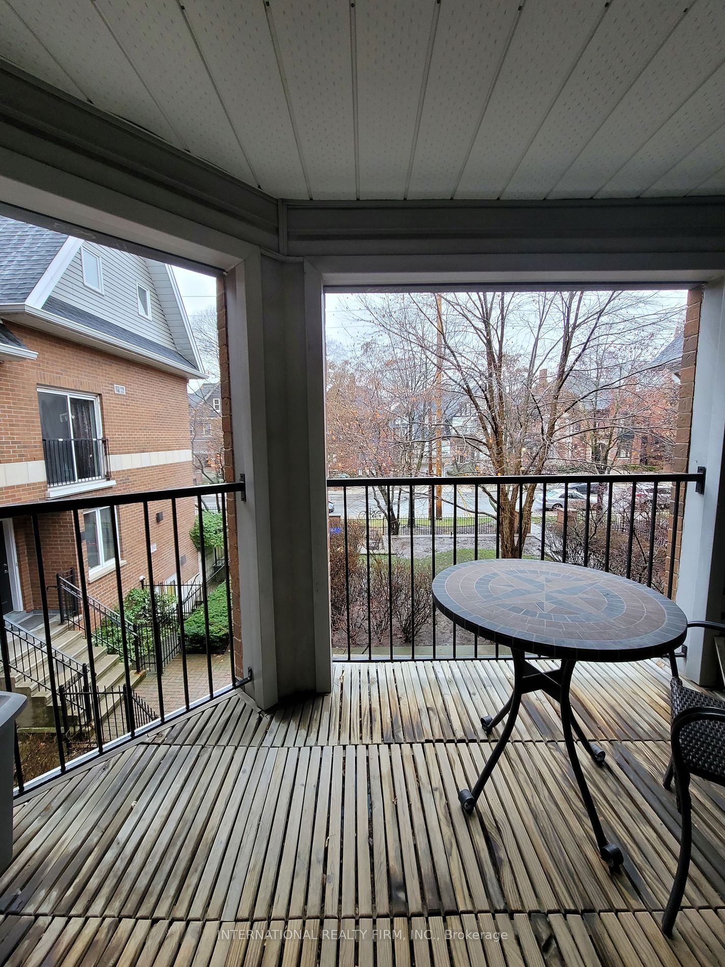 217 St George St, #6