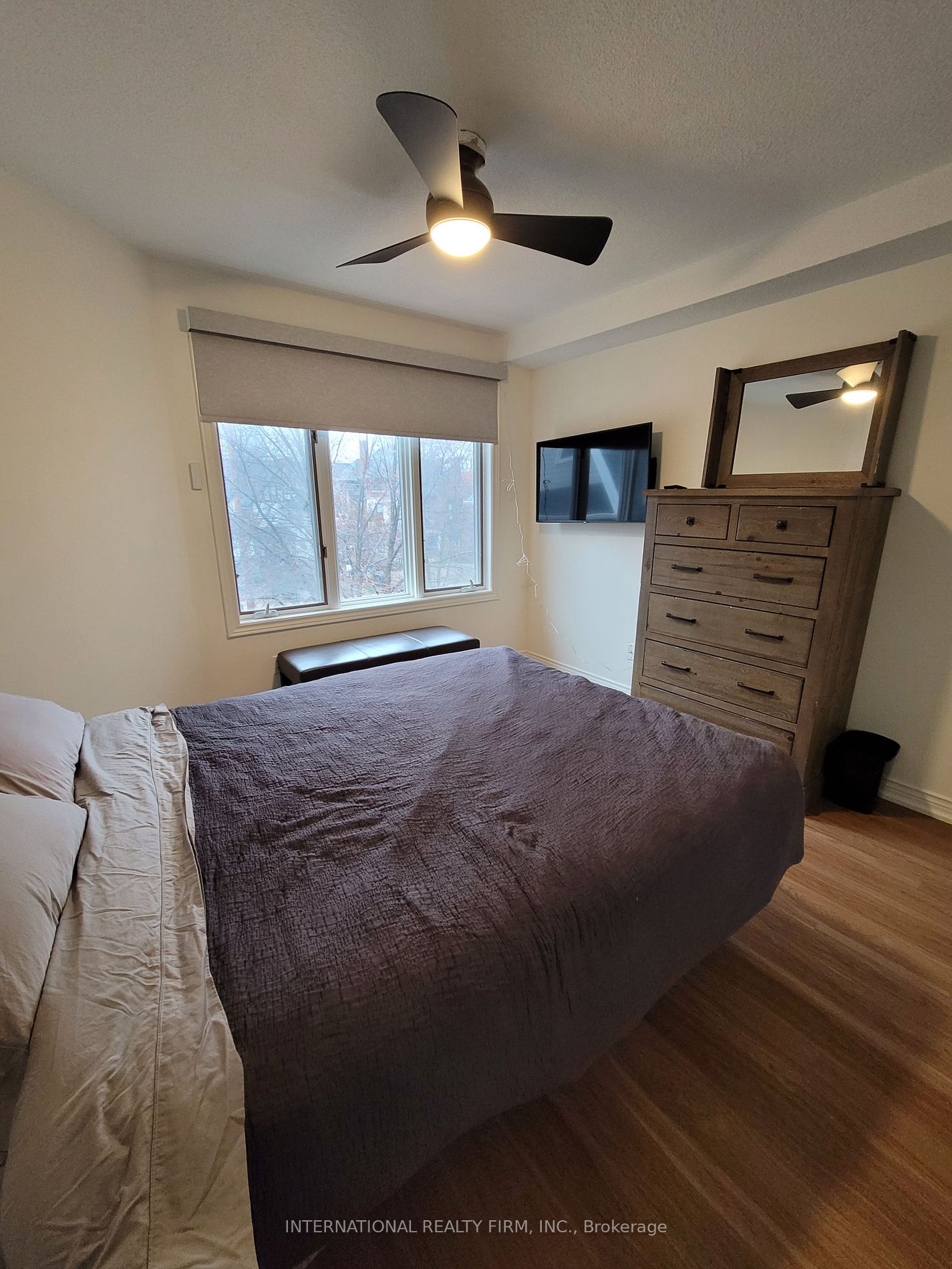 217 St George St, #6