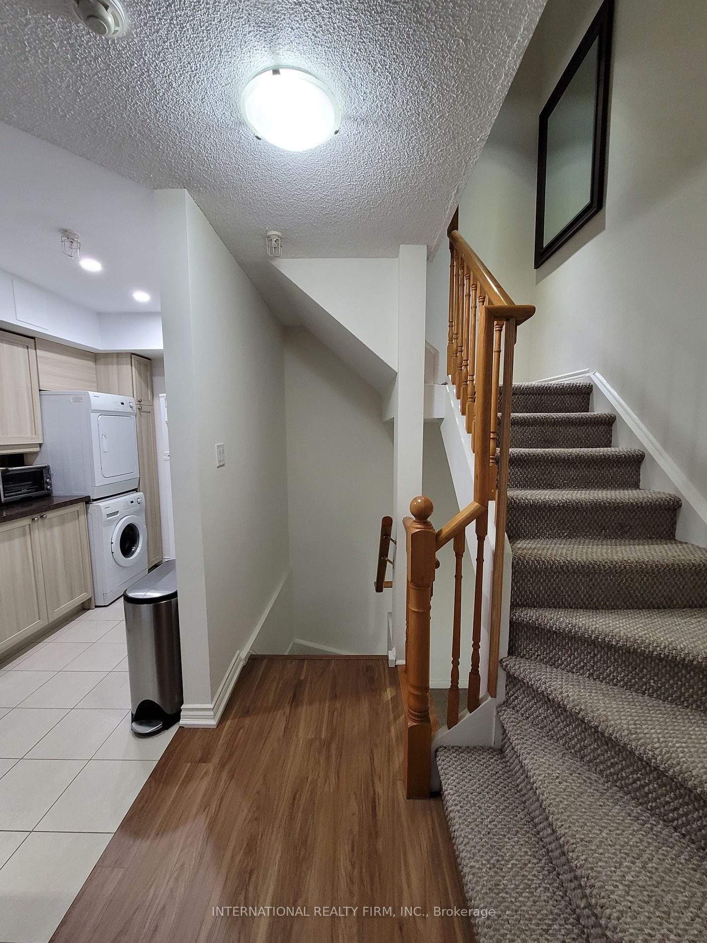 217 St George St, #6