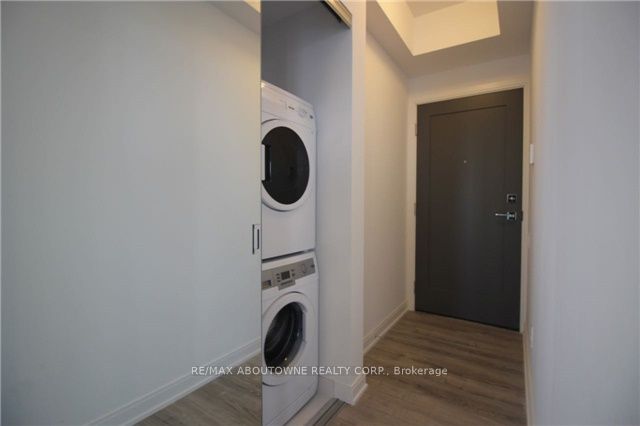 42 Charles St E, ##2201