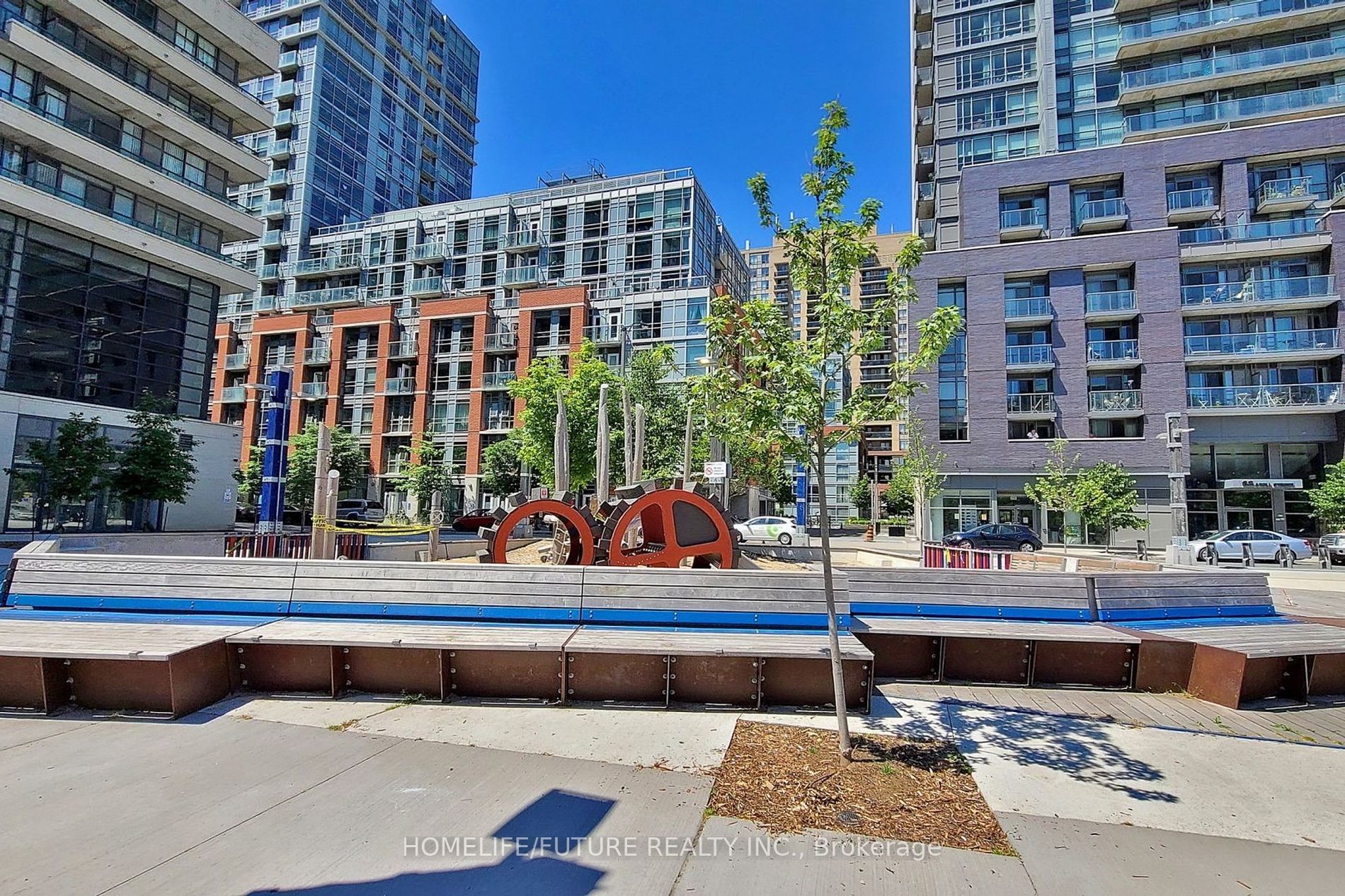 68 Abell St, #716