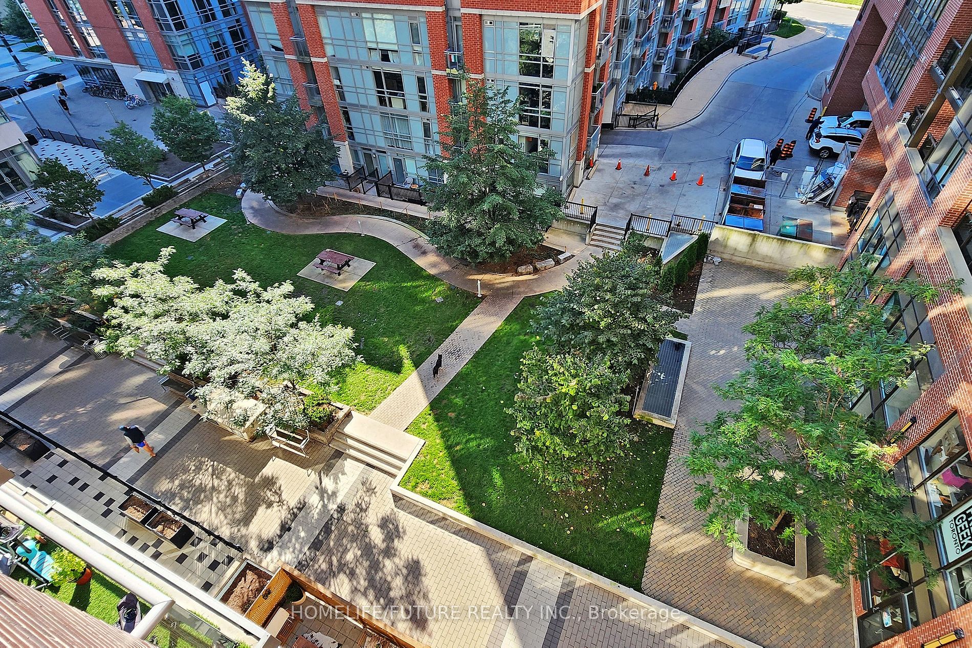 68 Abell St, #716