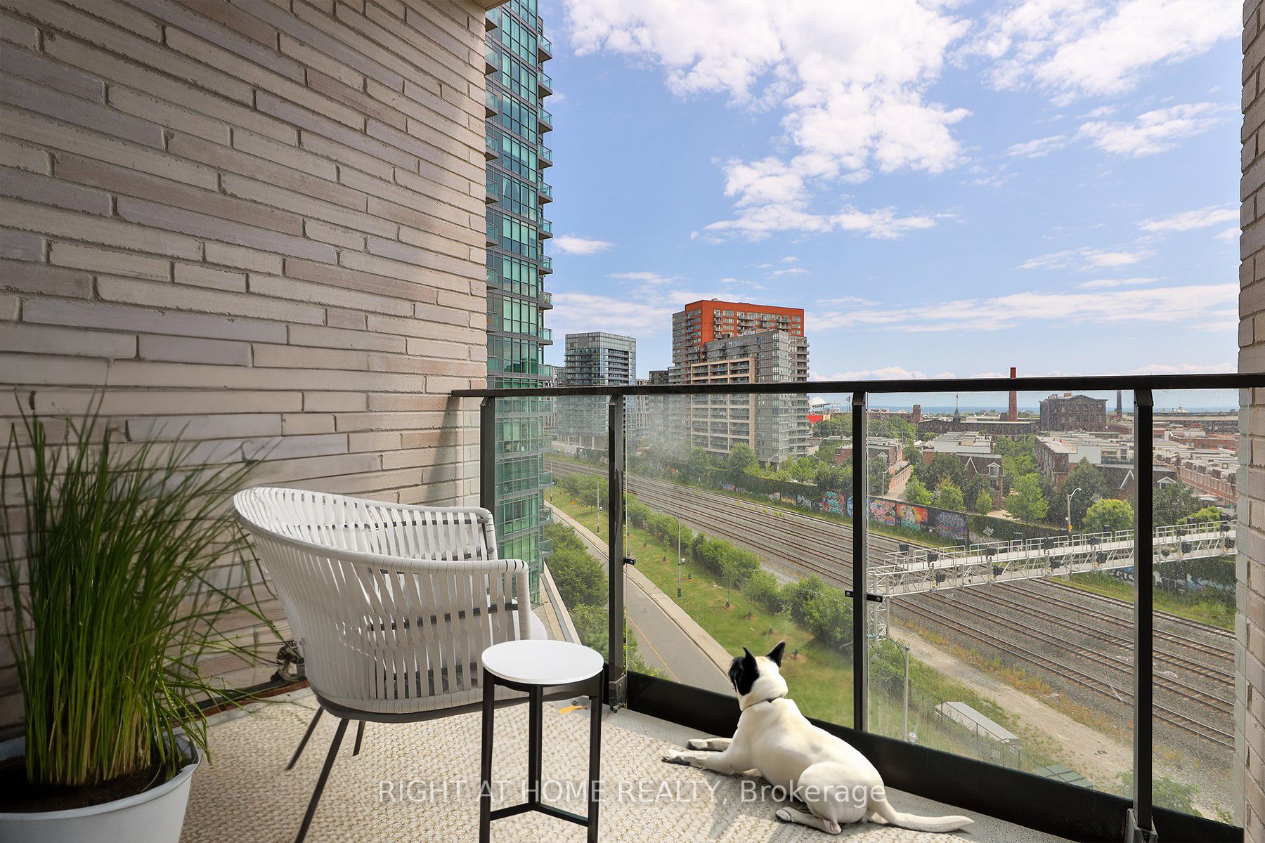 200 Sudbury St, #802