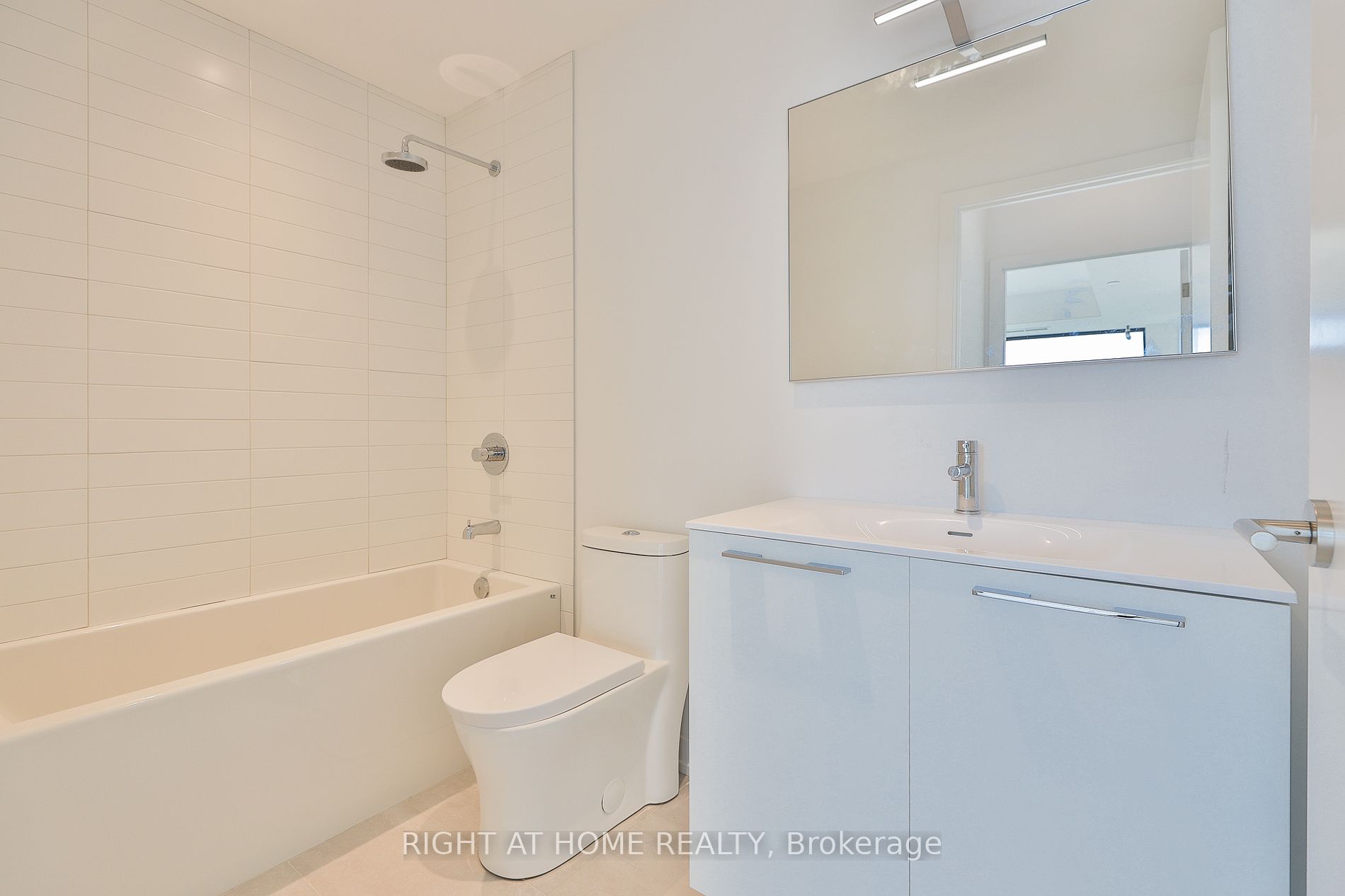 200 Sudbury St, #802