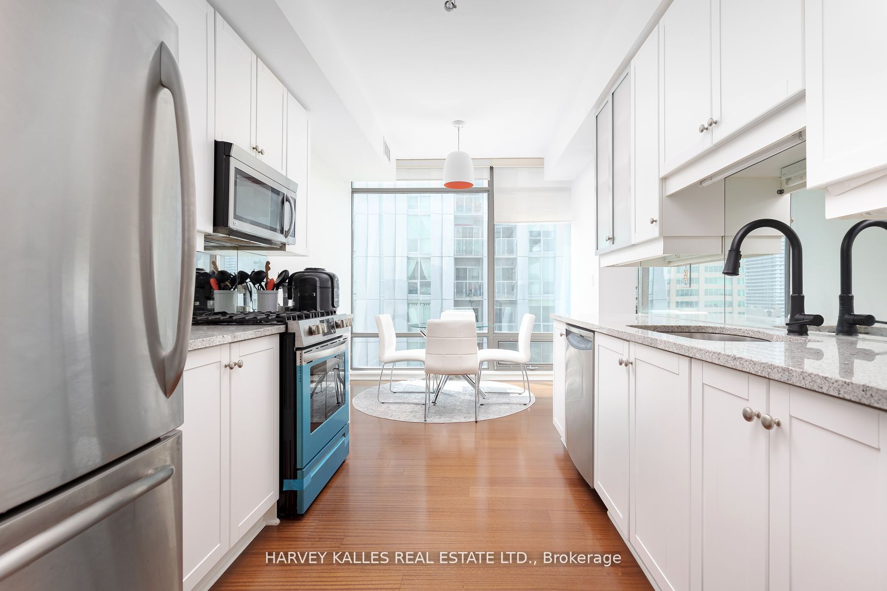18 Yorkville Ave, #2403