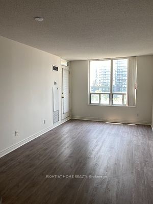 28 Empress Avenue, #1001