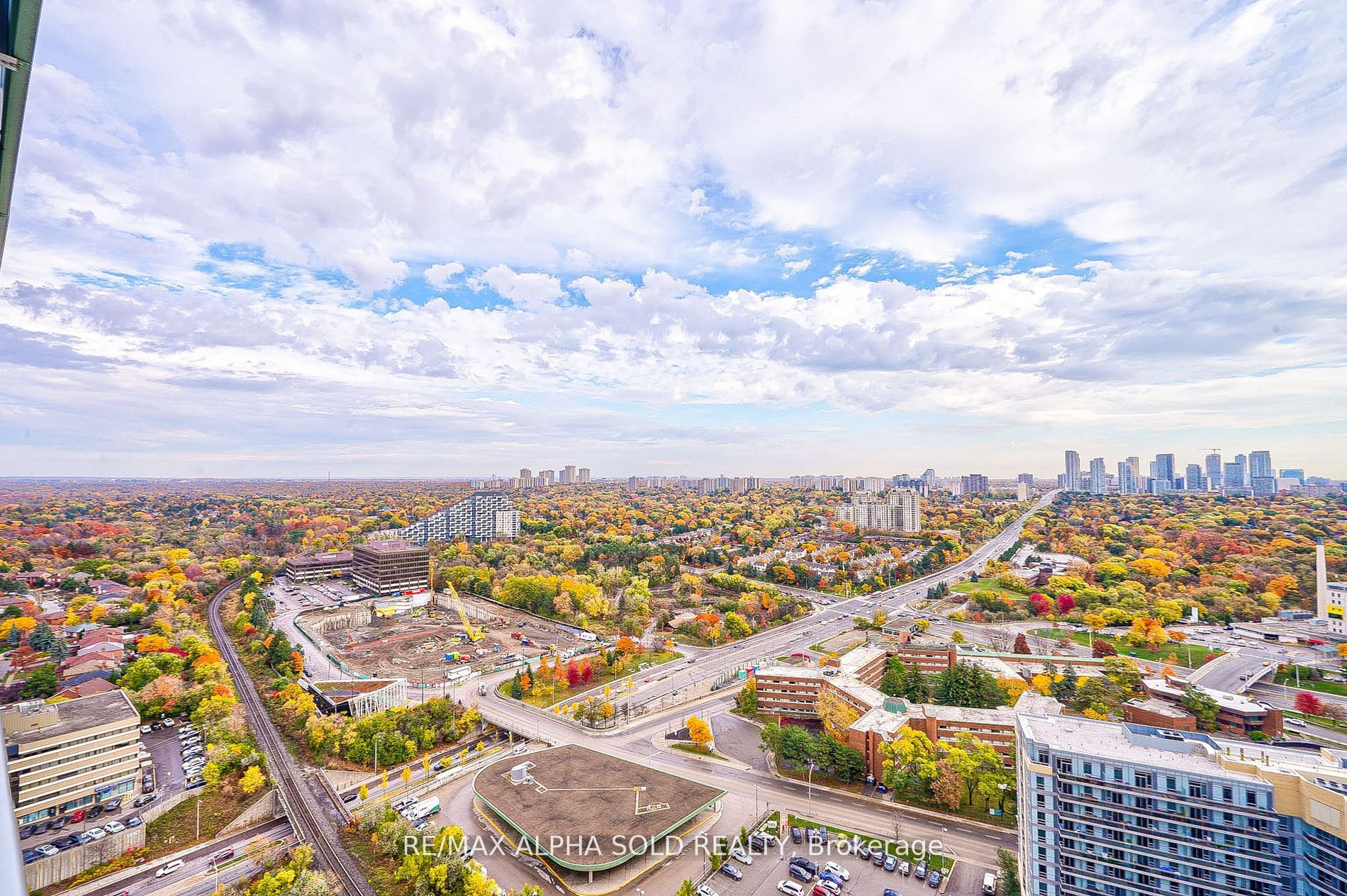 33 Singer Court, #3111