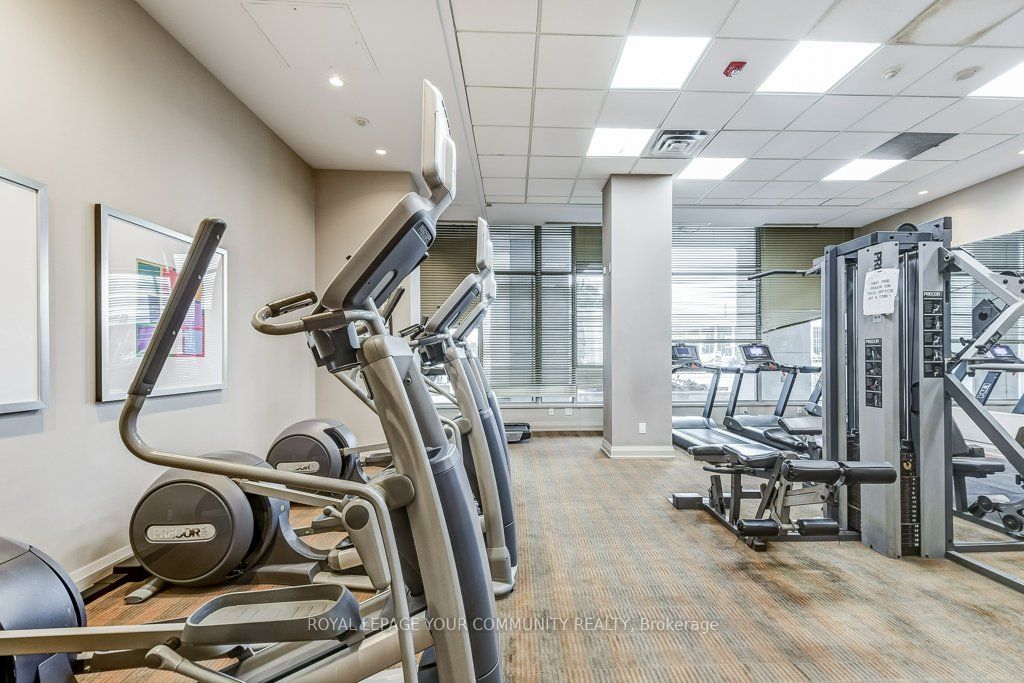 5793 Yonge St, #211