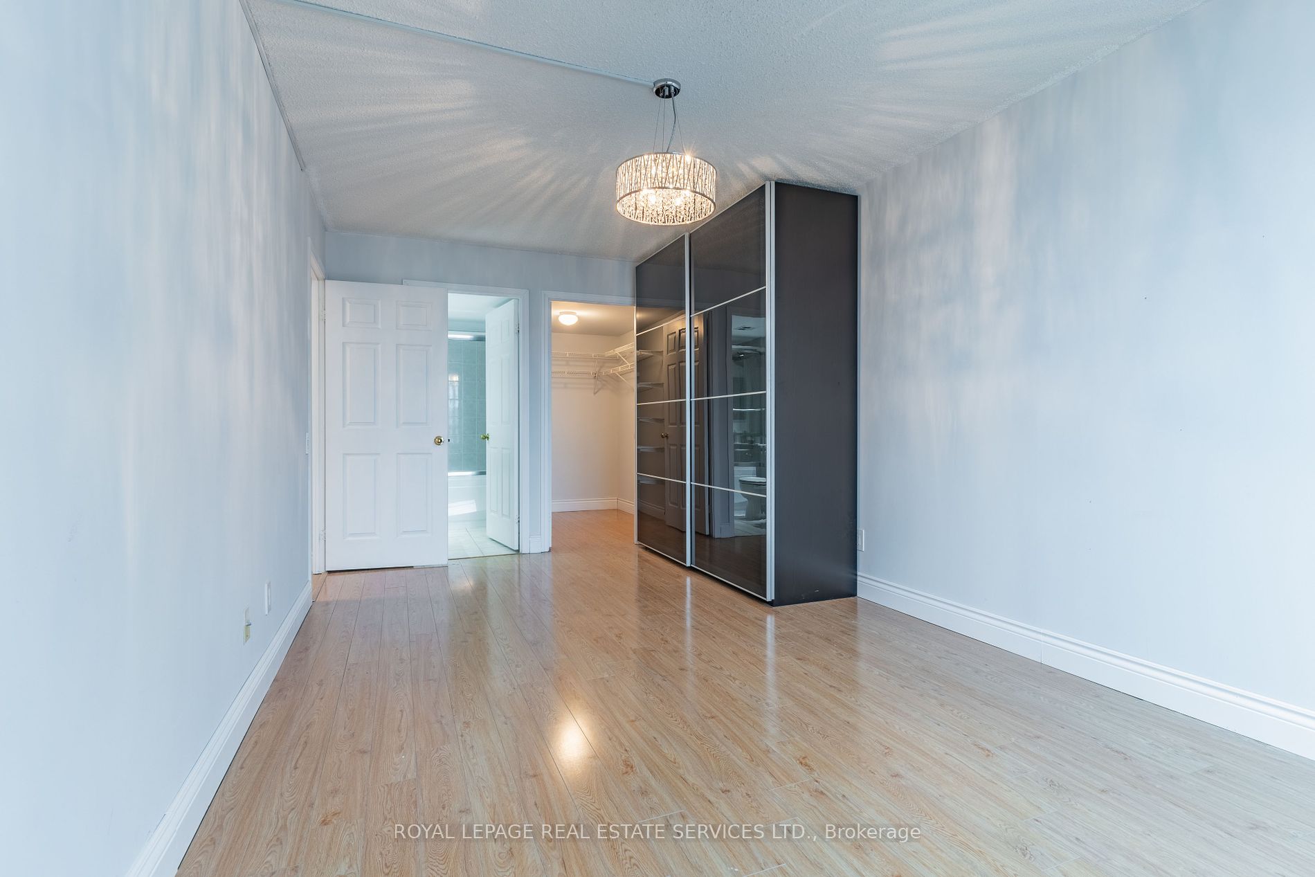 33 Empress Avenue, #2715