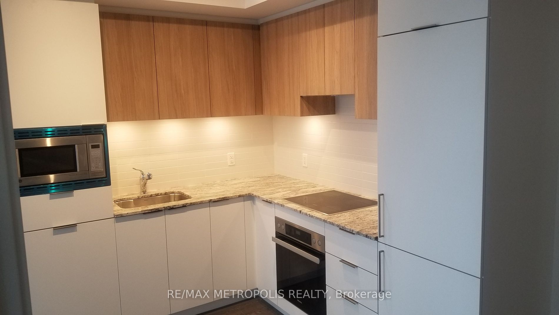 20 O'Neill Road, #811