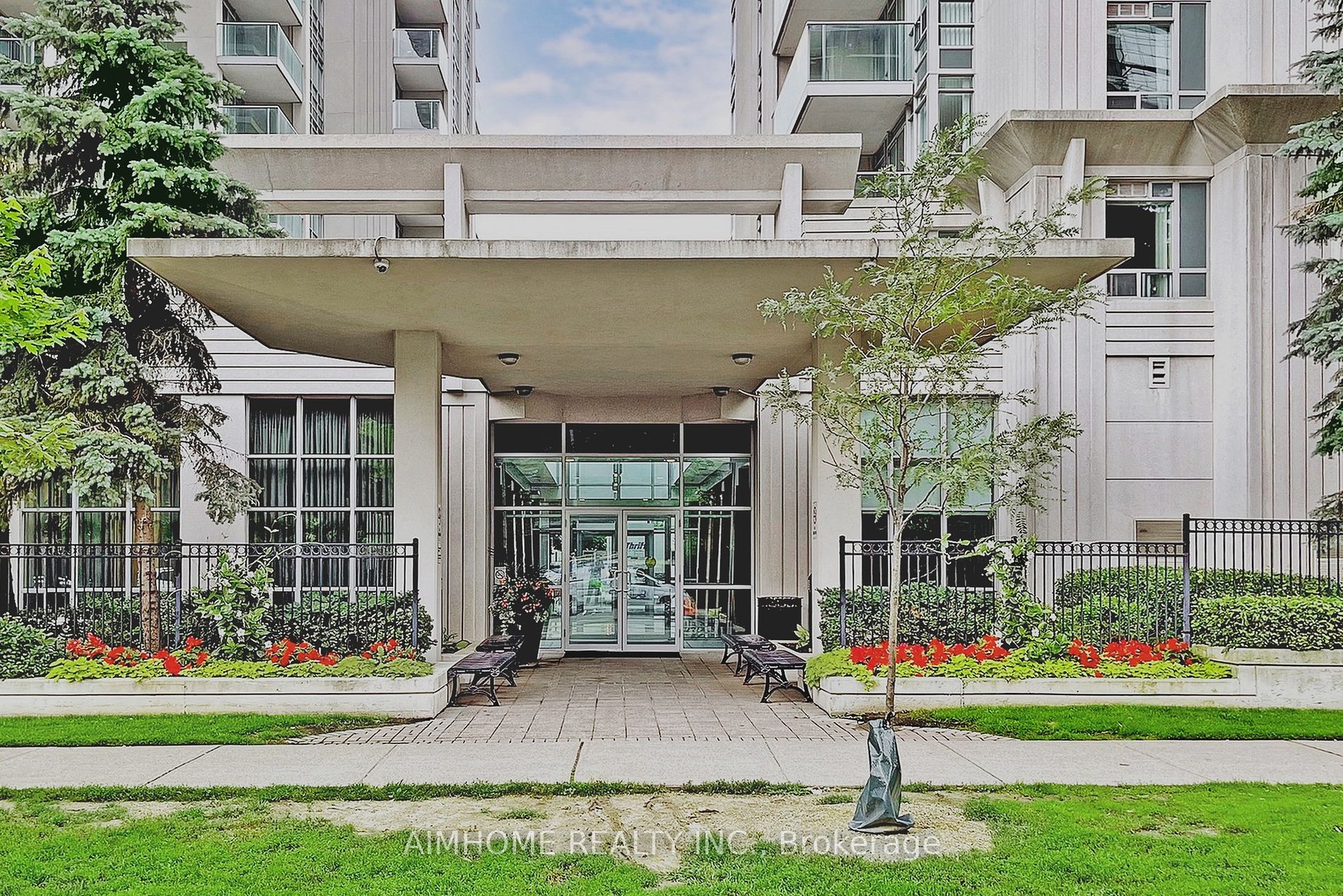 35 Bales Ave, #2509