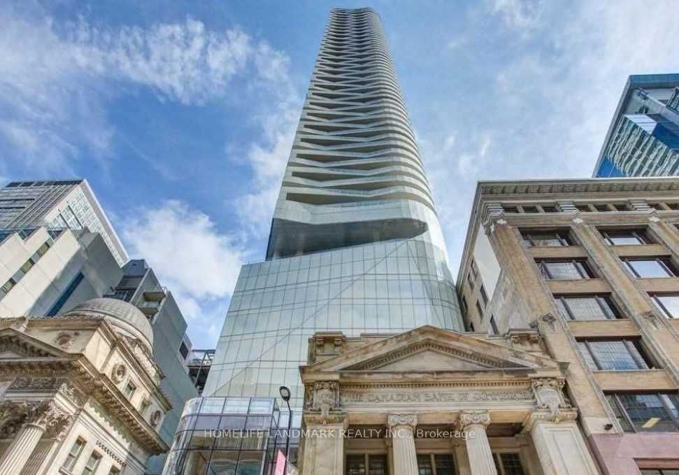 197 Yonge St, #1704