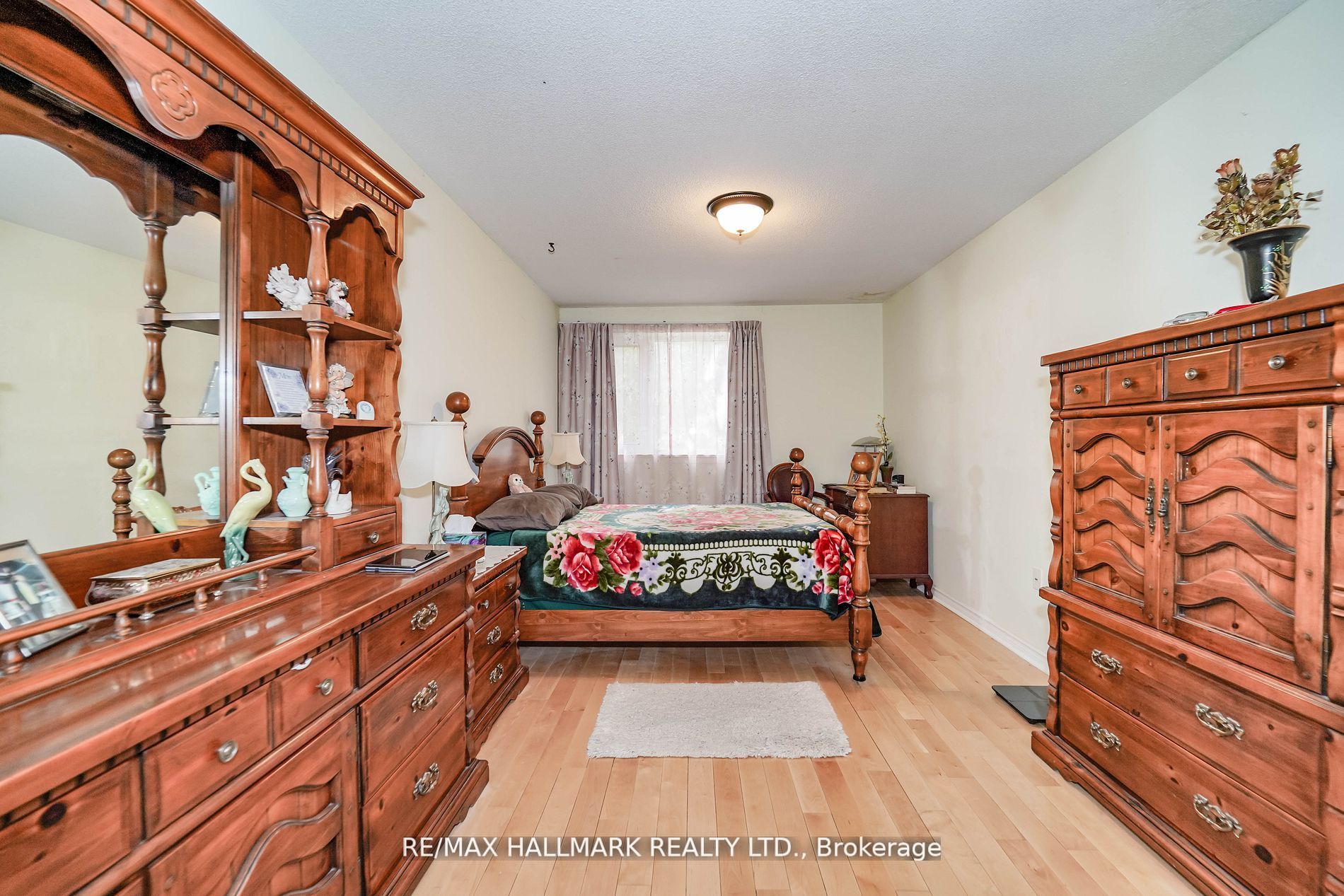 4005 Don Mills Road, #104