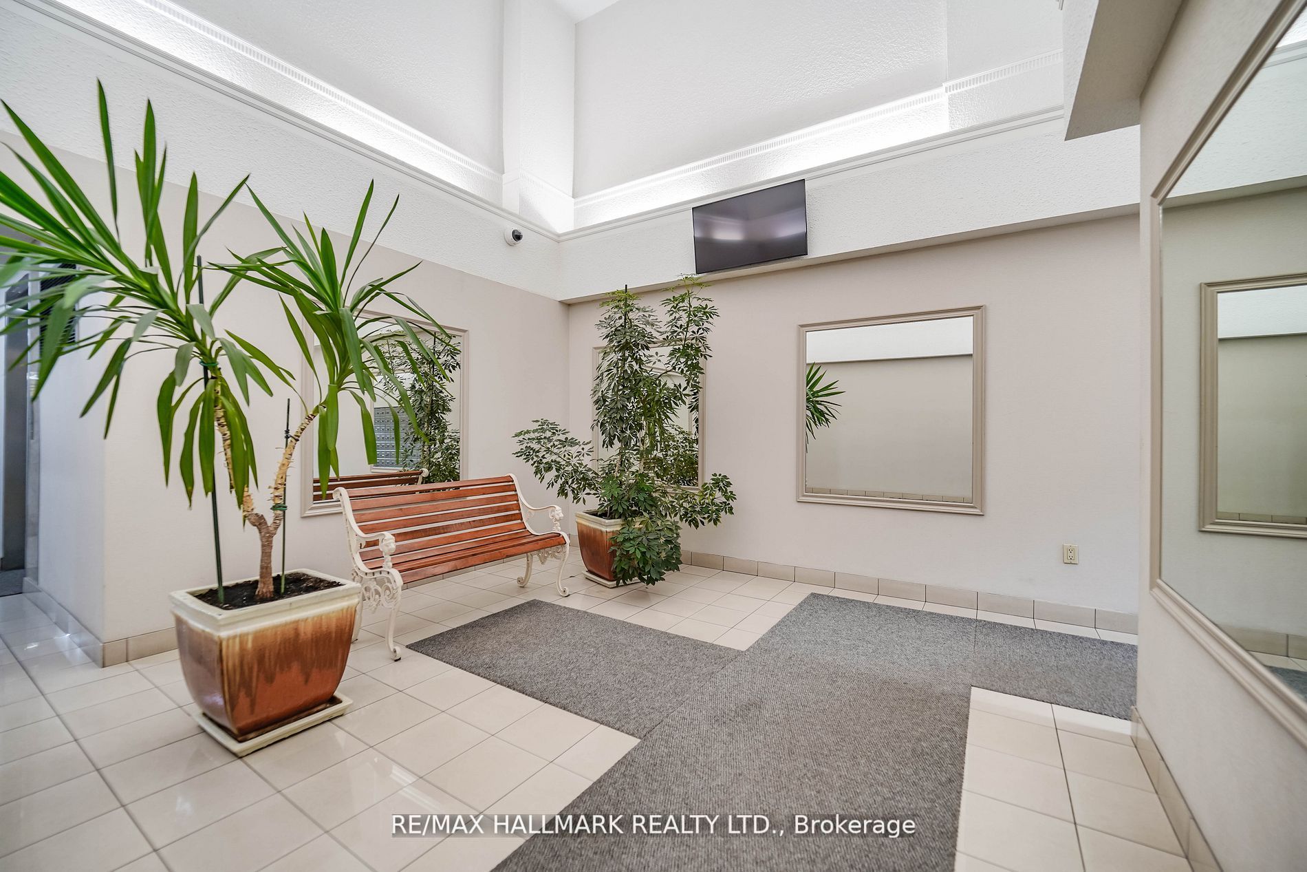 4005 Don Mills Road, #104