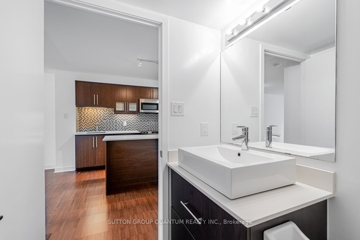 1169 Queen St W, #203