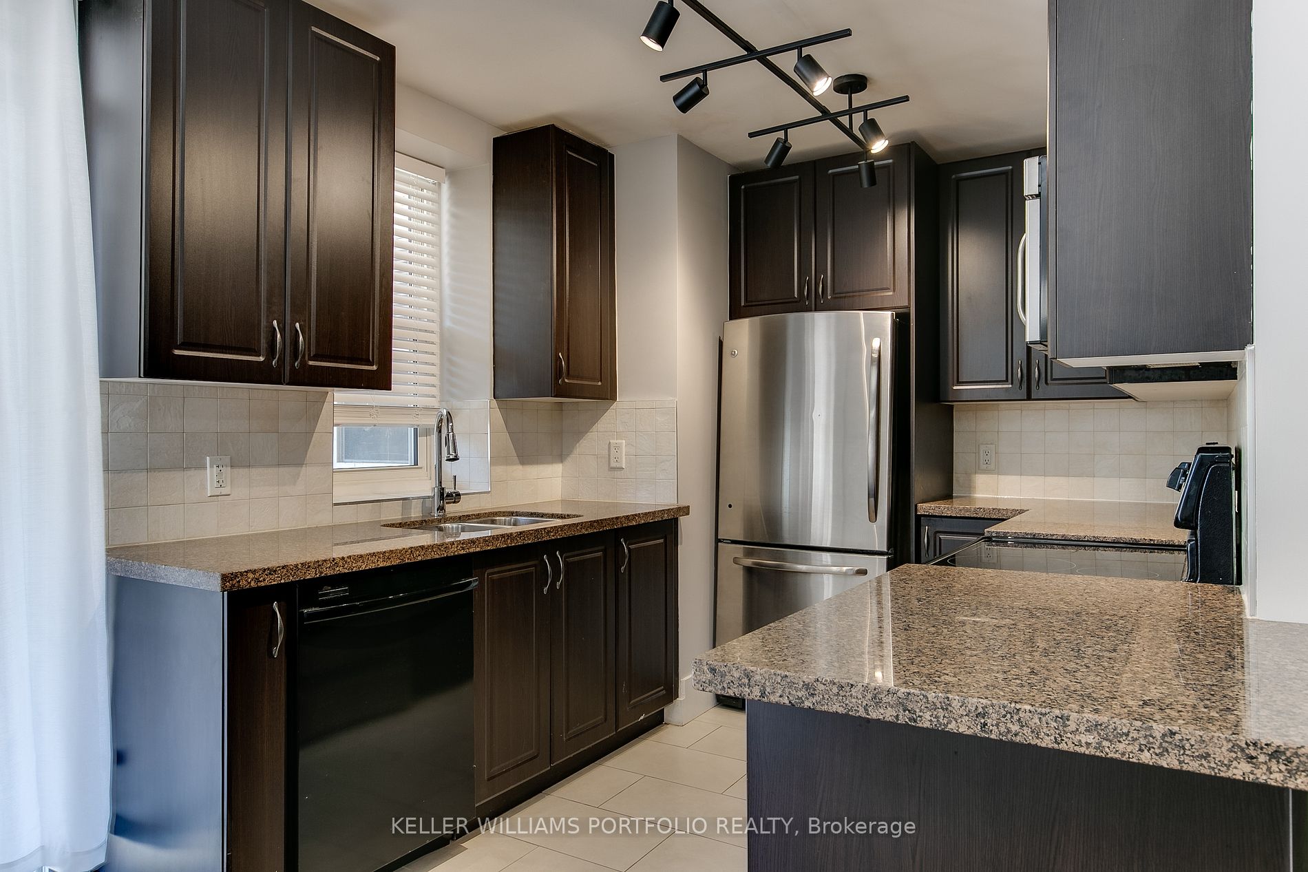 2603 Bathurst St, #108