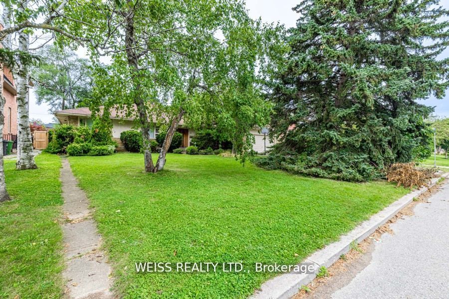 24 Lowesmoor Ave