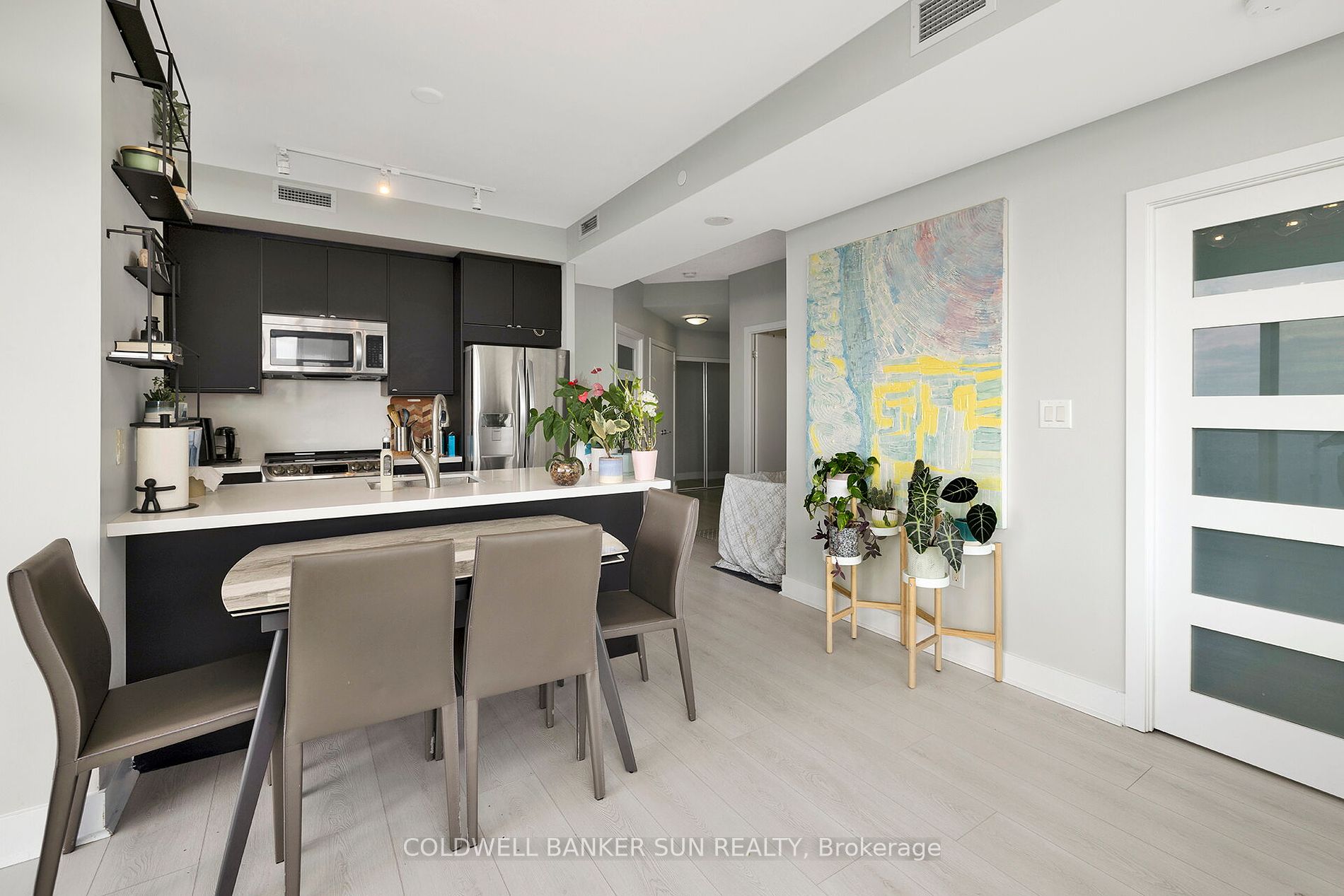 62 Forest Manor Rd, #1909
