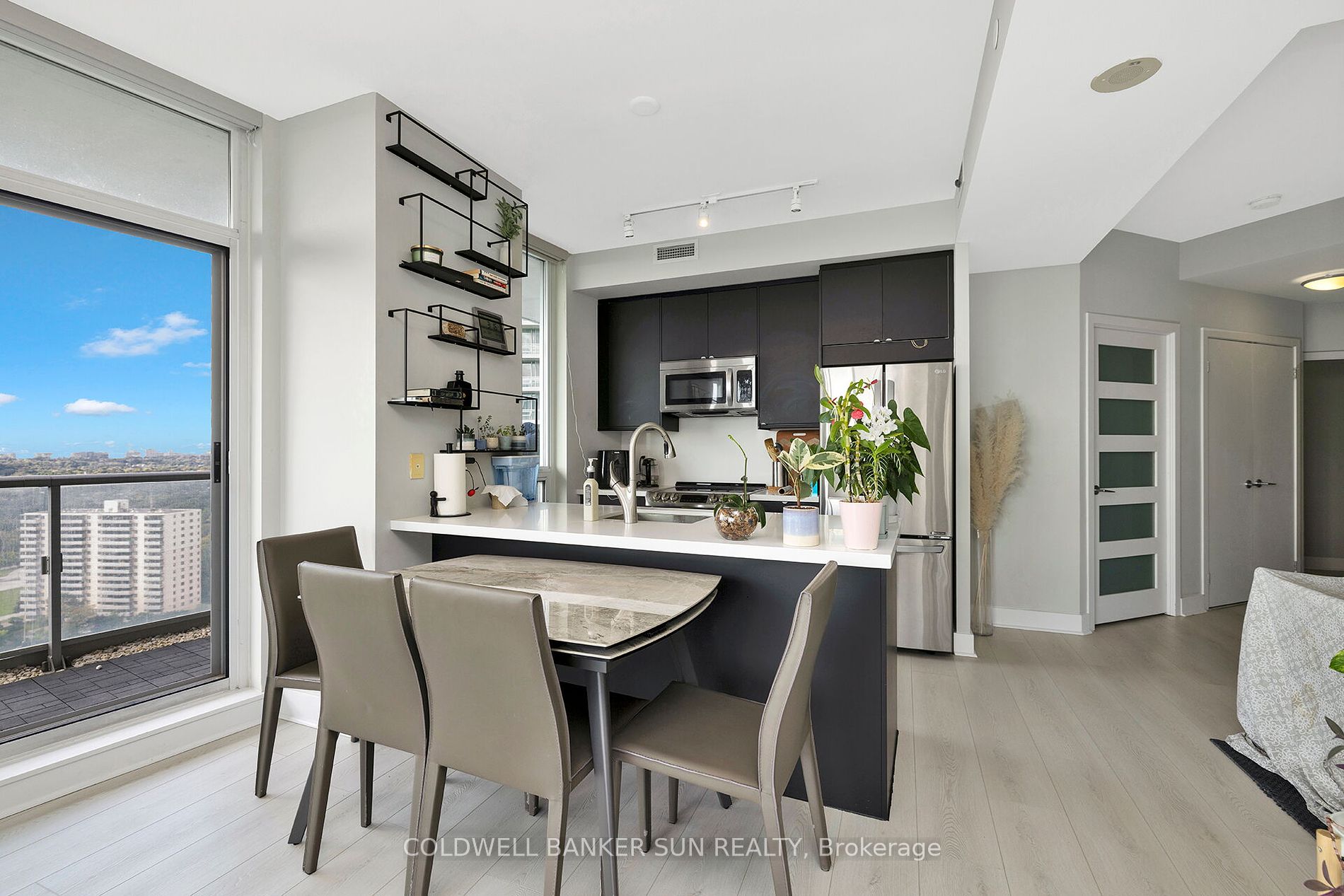 62 Forest Manor Rd, #1909