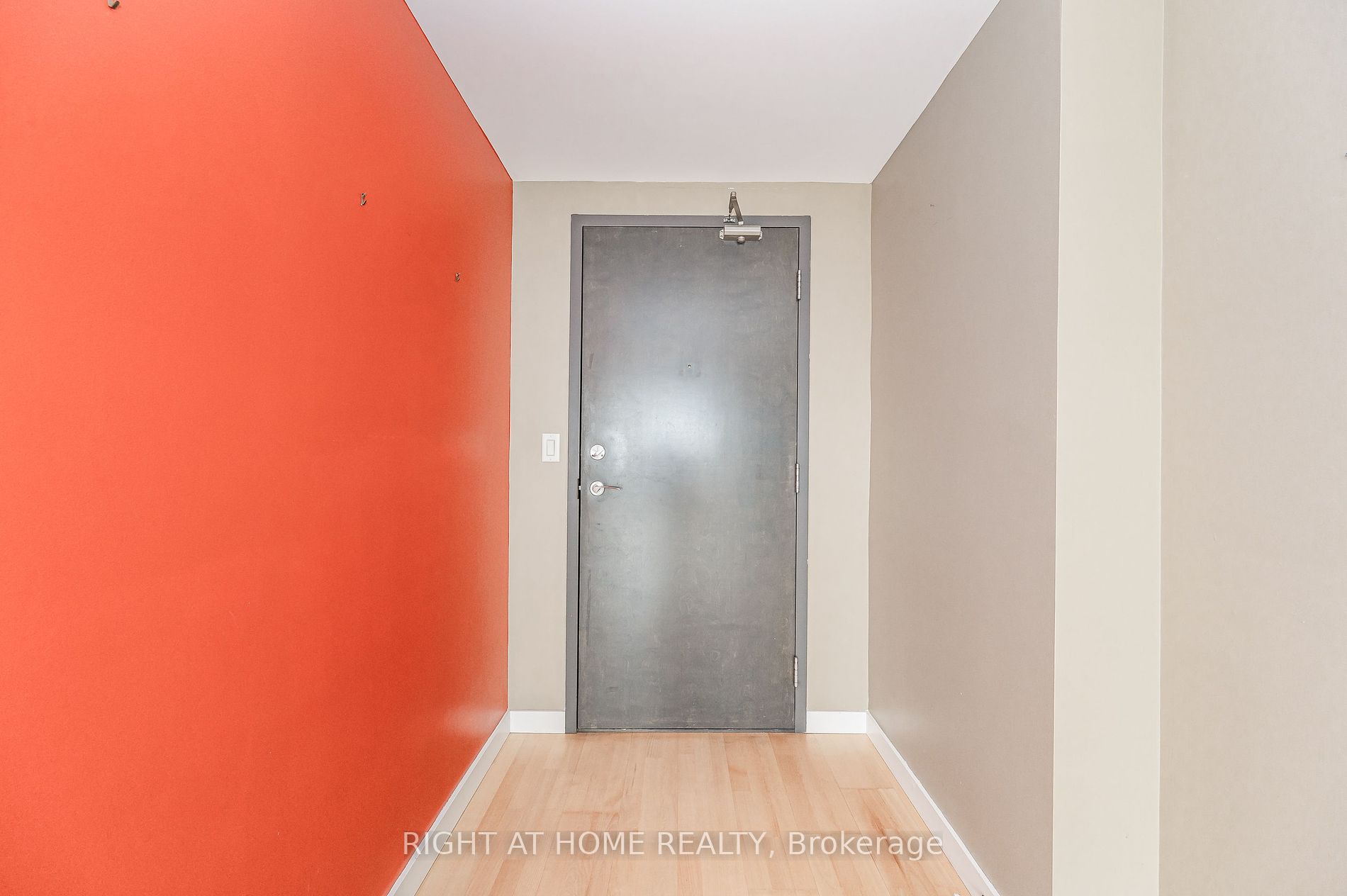 281 Mutual St, #1701