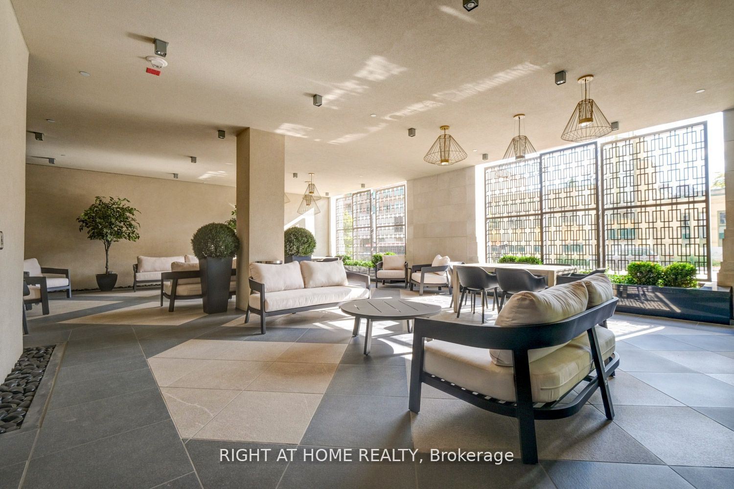 1 Forest Hill Road, #201
