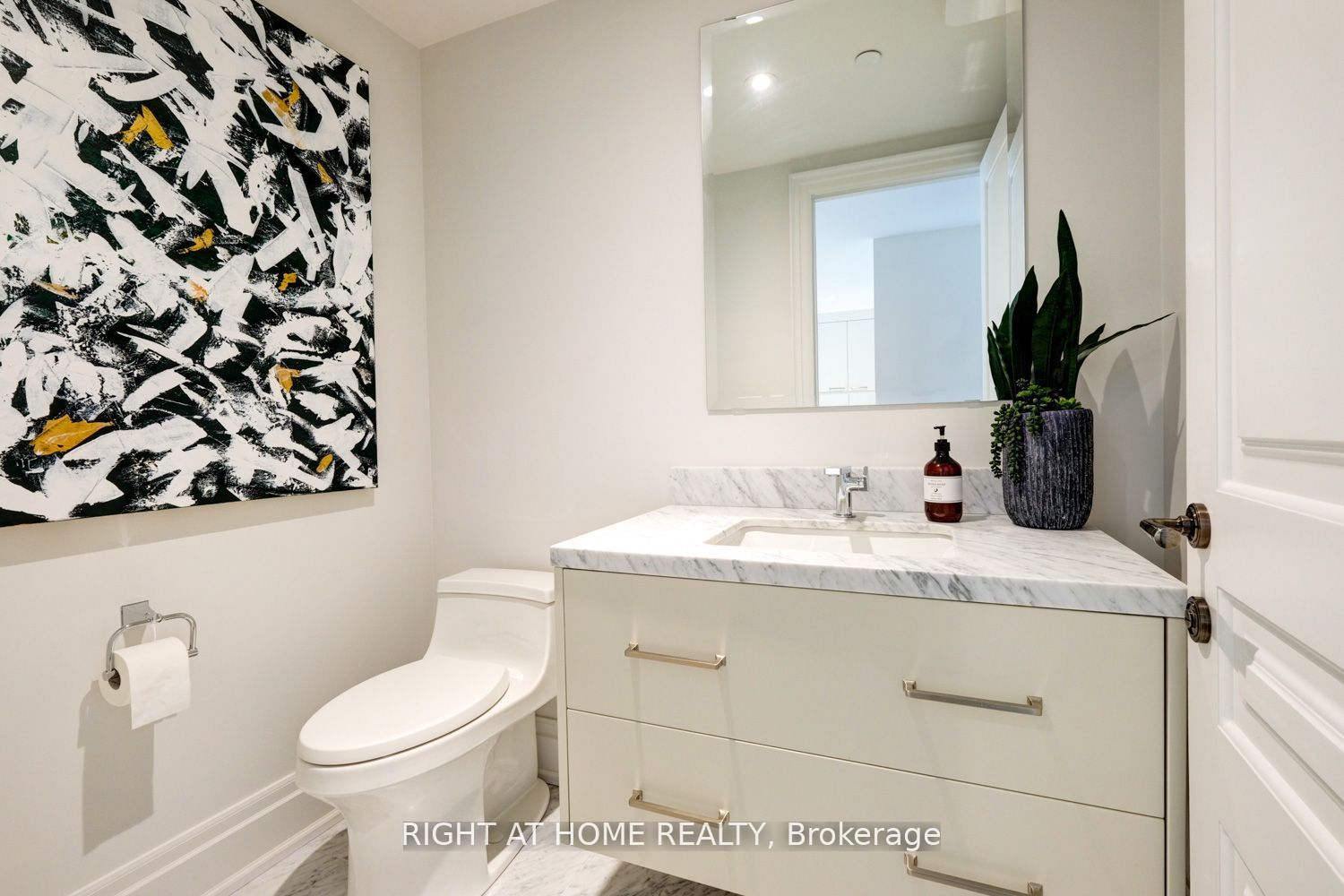 1 Forest Hill Road, #201