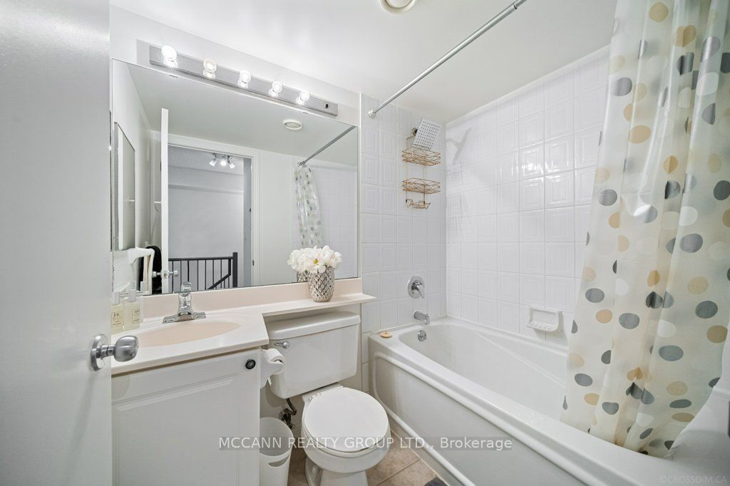 119 Merton St, #402
