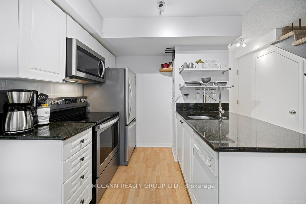 119 Merton St, #402