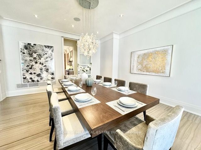 15 Vesta Dr