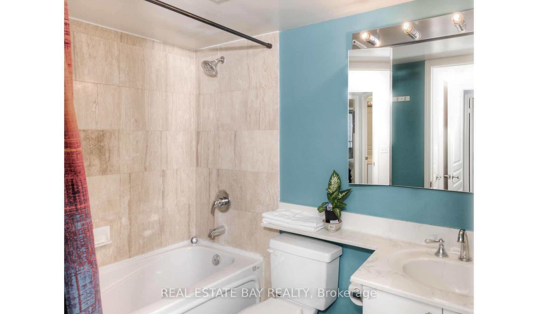 55 Harrison Garden Boulevard #808