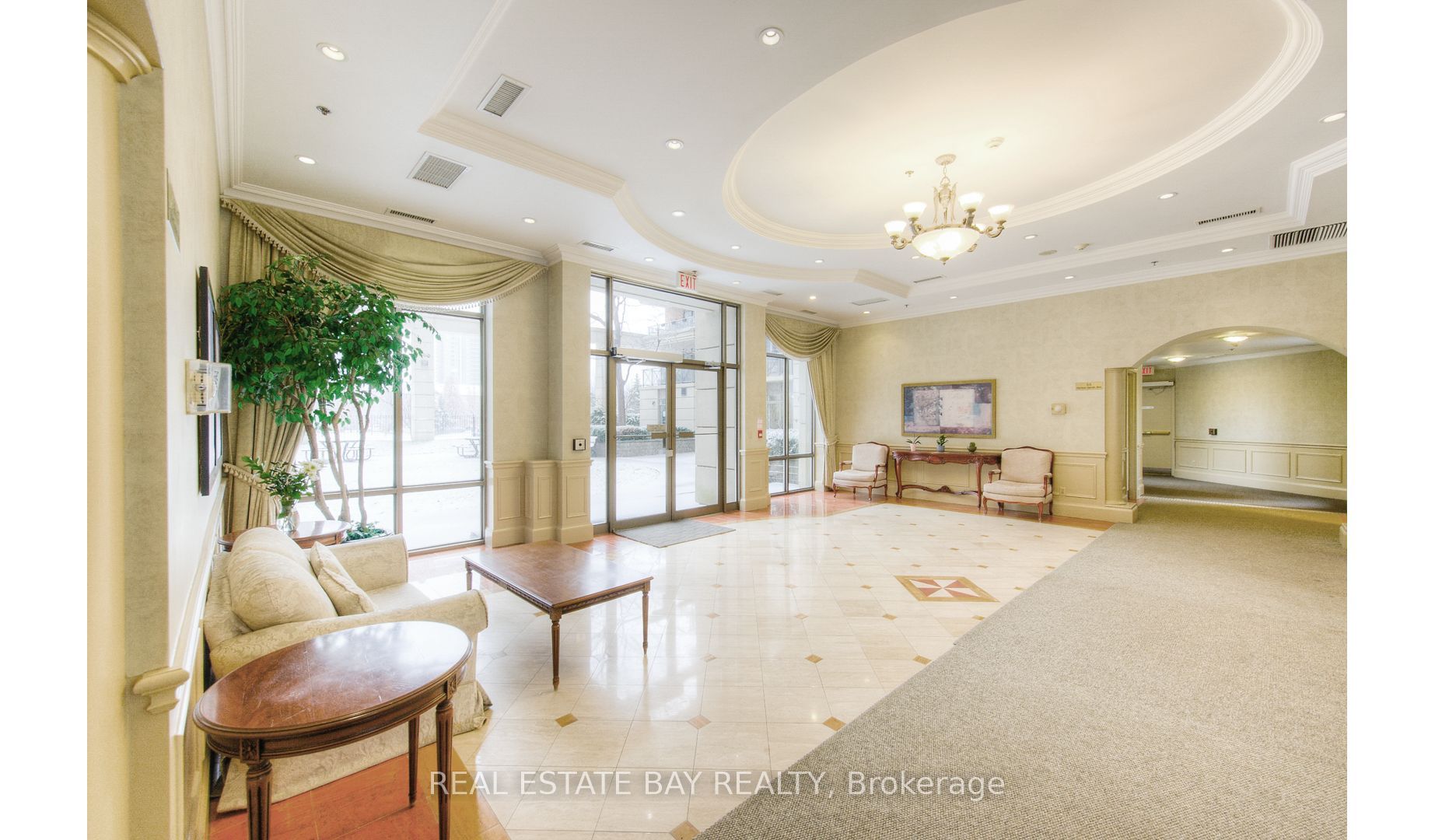 55 Harrison Garden Boulevard #808