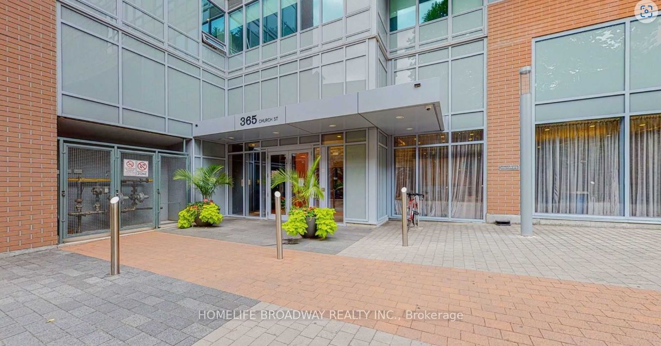 365 Church St, #704