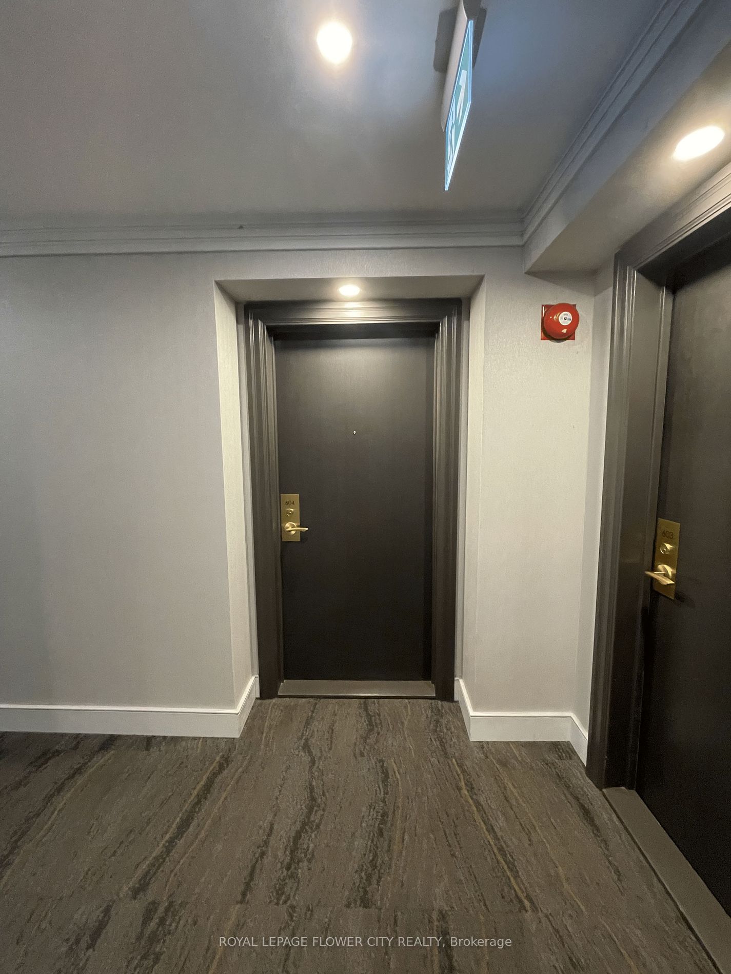7 Broadway Ave, #604