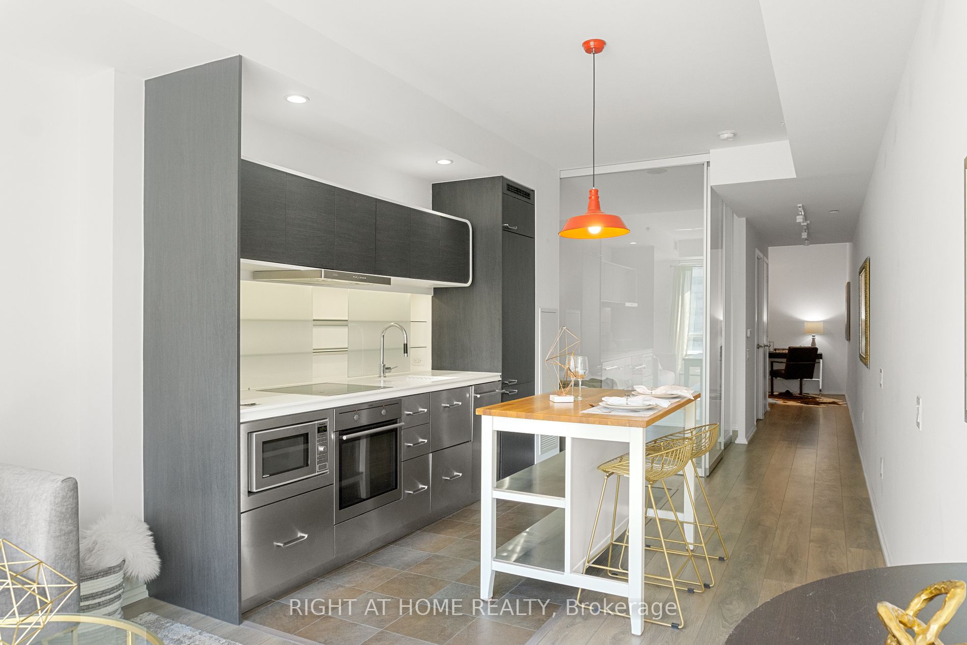 45 Charles Street E, #501