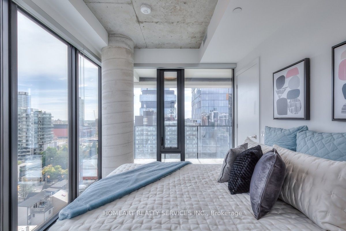 55 Ontario St, #1204