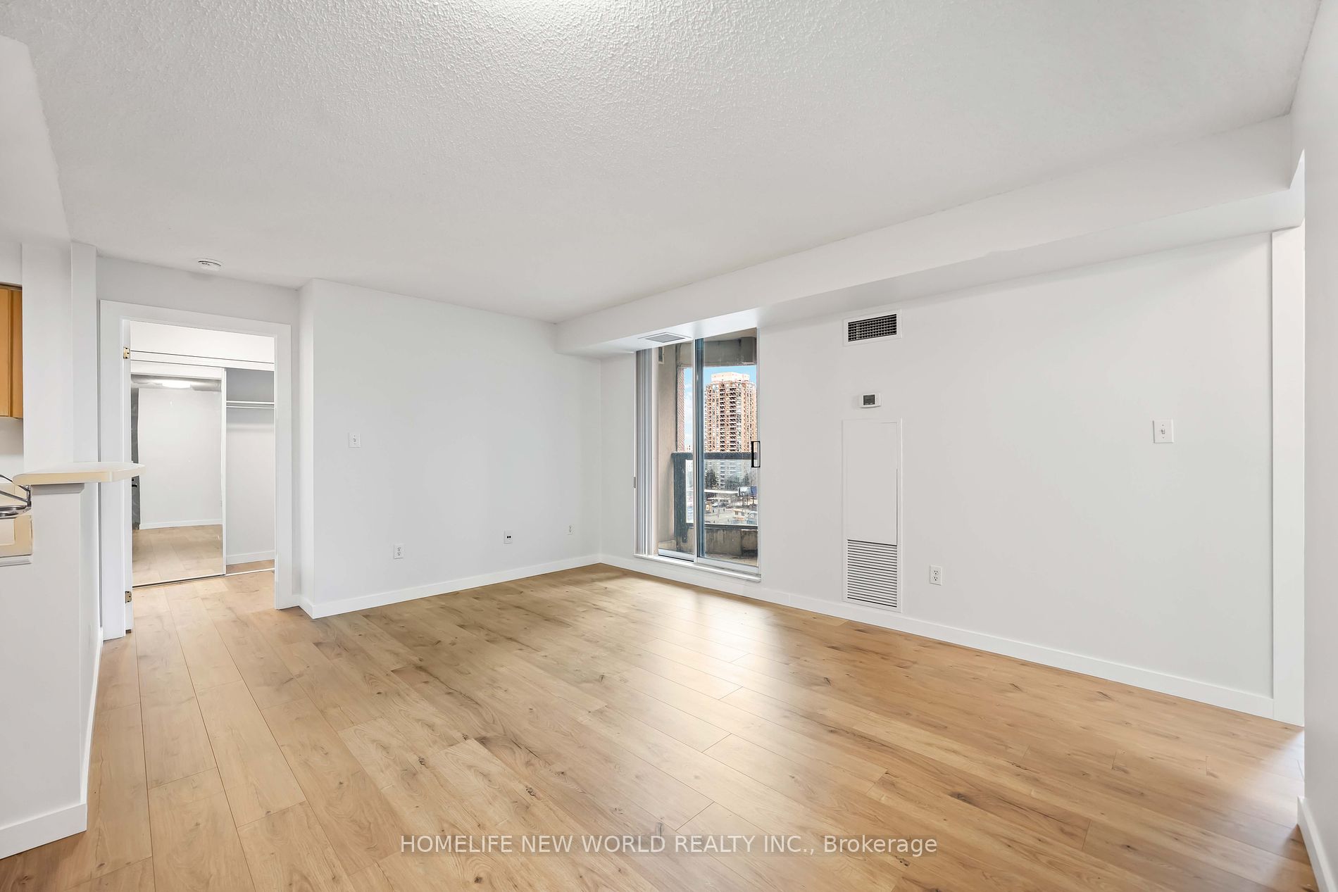 23 Lorraine Dr, #1515