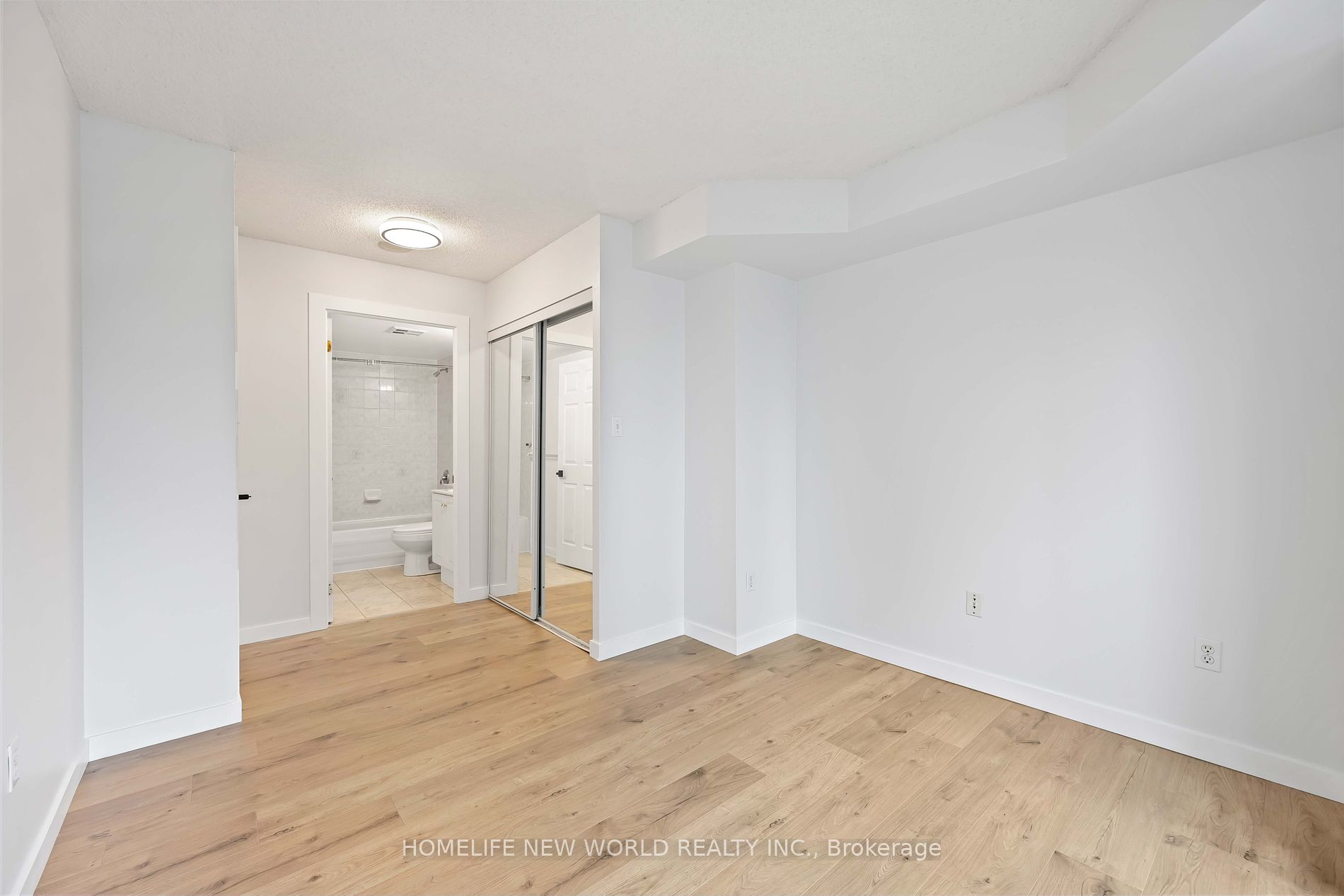 23 Lorraine Dr, #1515