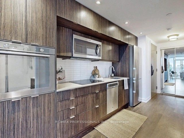 10 York St, #2410