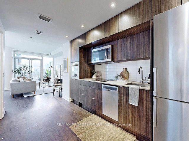 10 York St, #2410