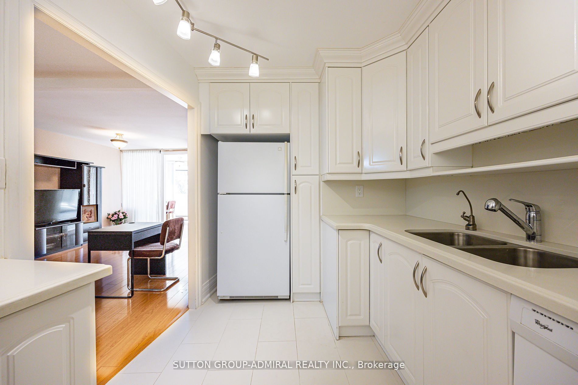 1201 Steeles Ave W, #201