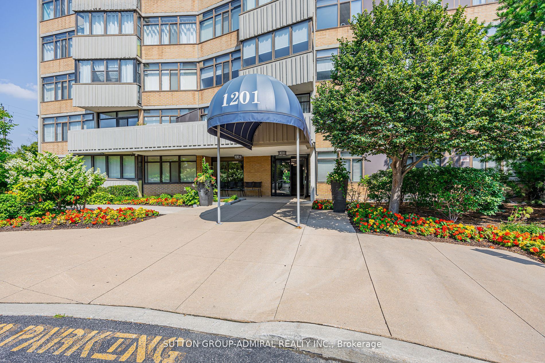 1201 Steeles Ave W, #201