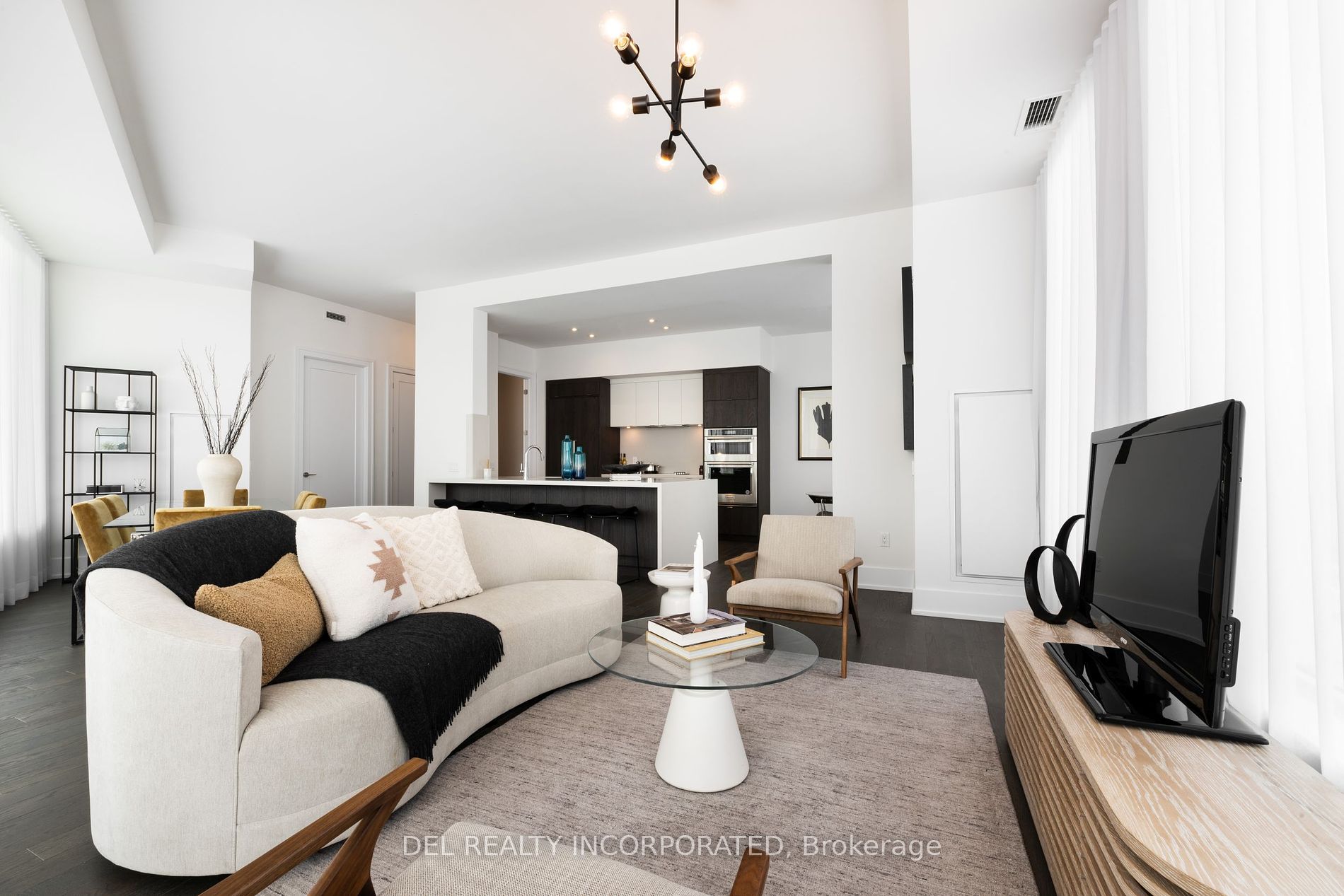25 Adra Grado Way, #635