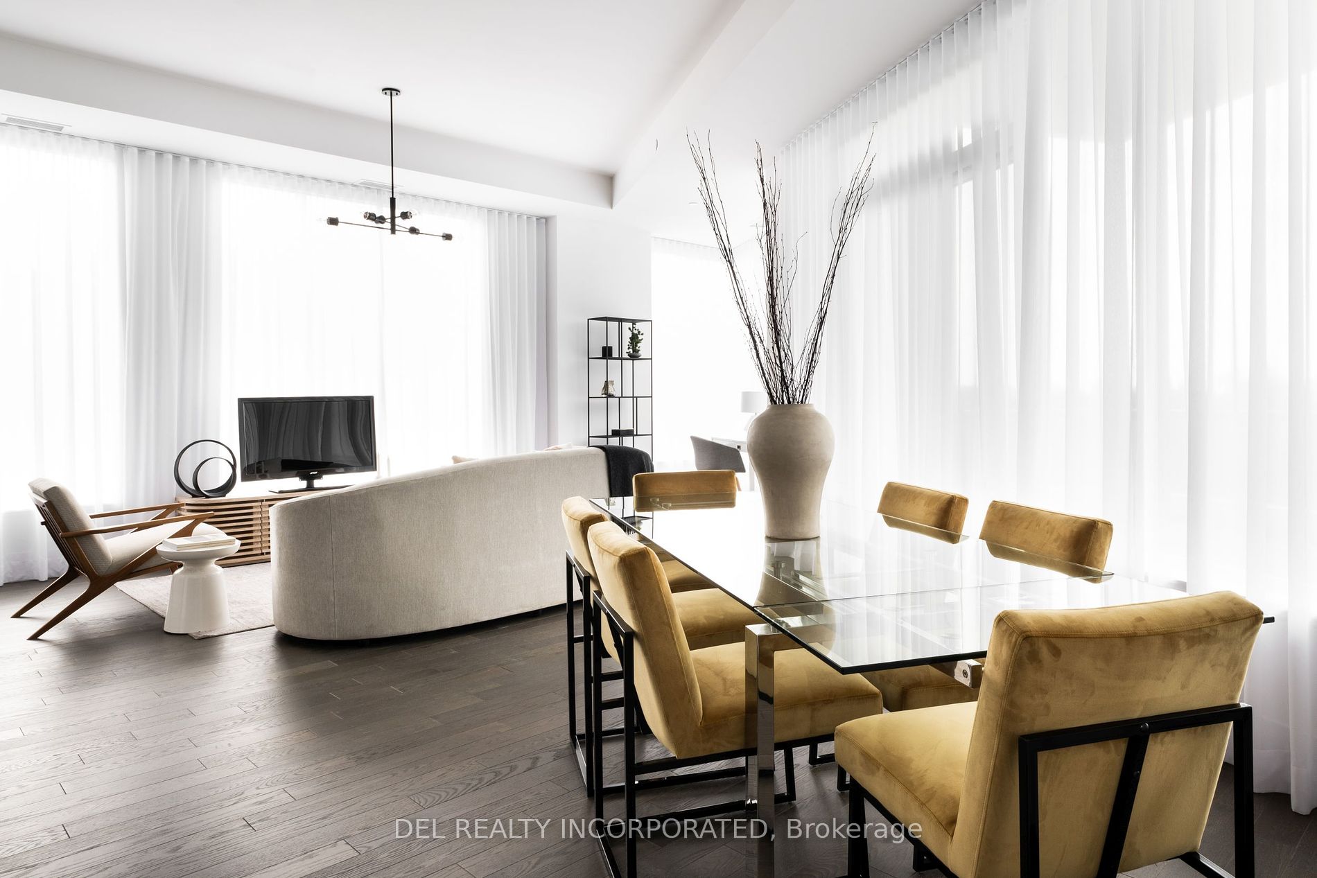 25 Adra Grado Way, #635
