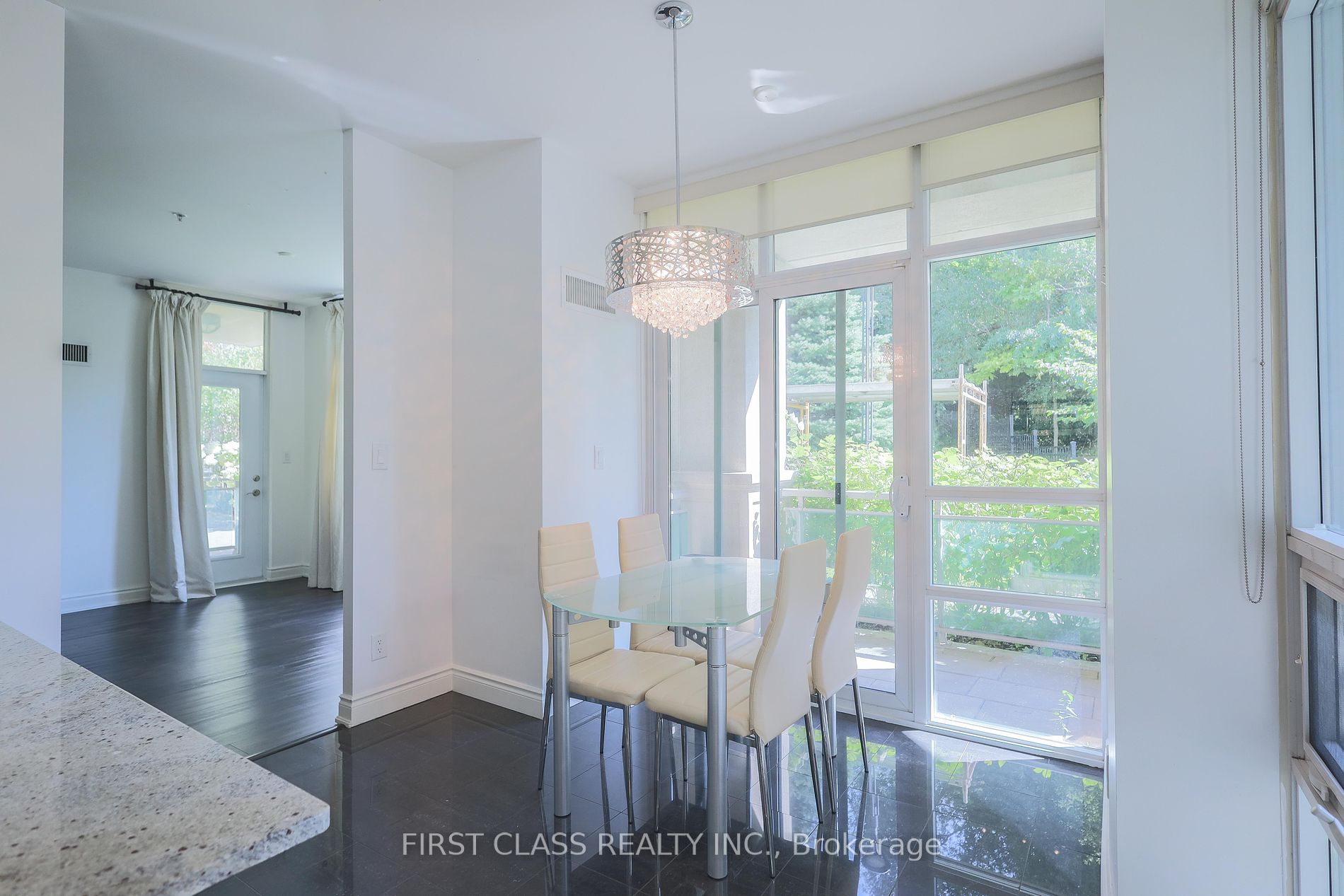 10 Bloorview Pl, #P1-01